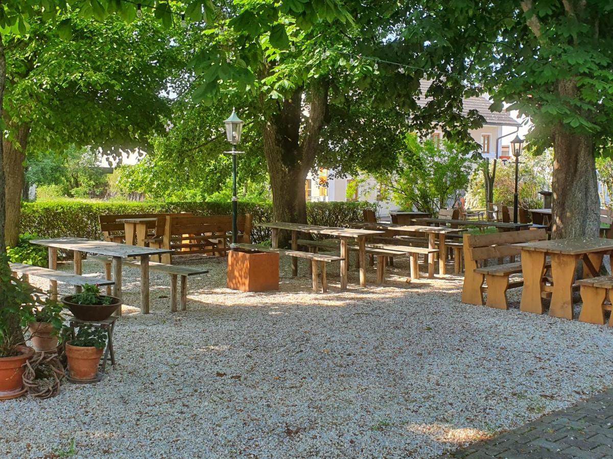ホテル Landgasthof Geltinger Adlkofen エクステリア 写真
